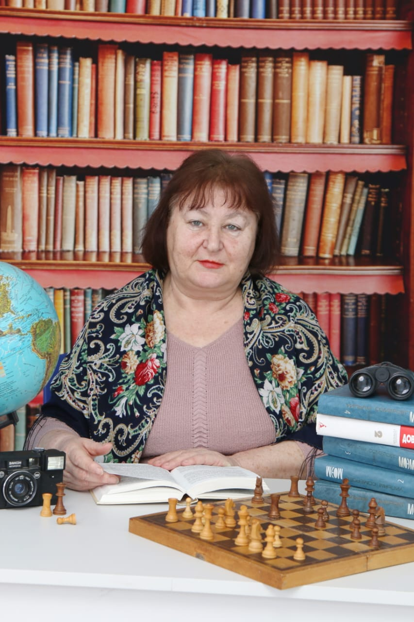 Новосельская Елена Николаевна.